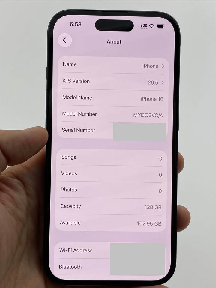 iPhone 16 128GB – Black (Excellent Condition)