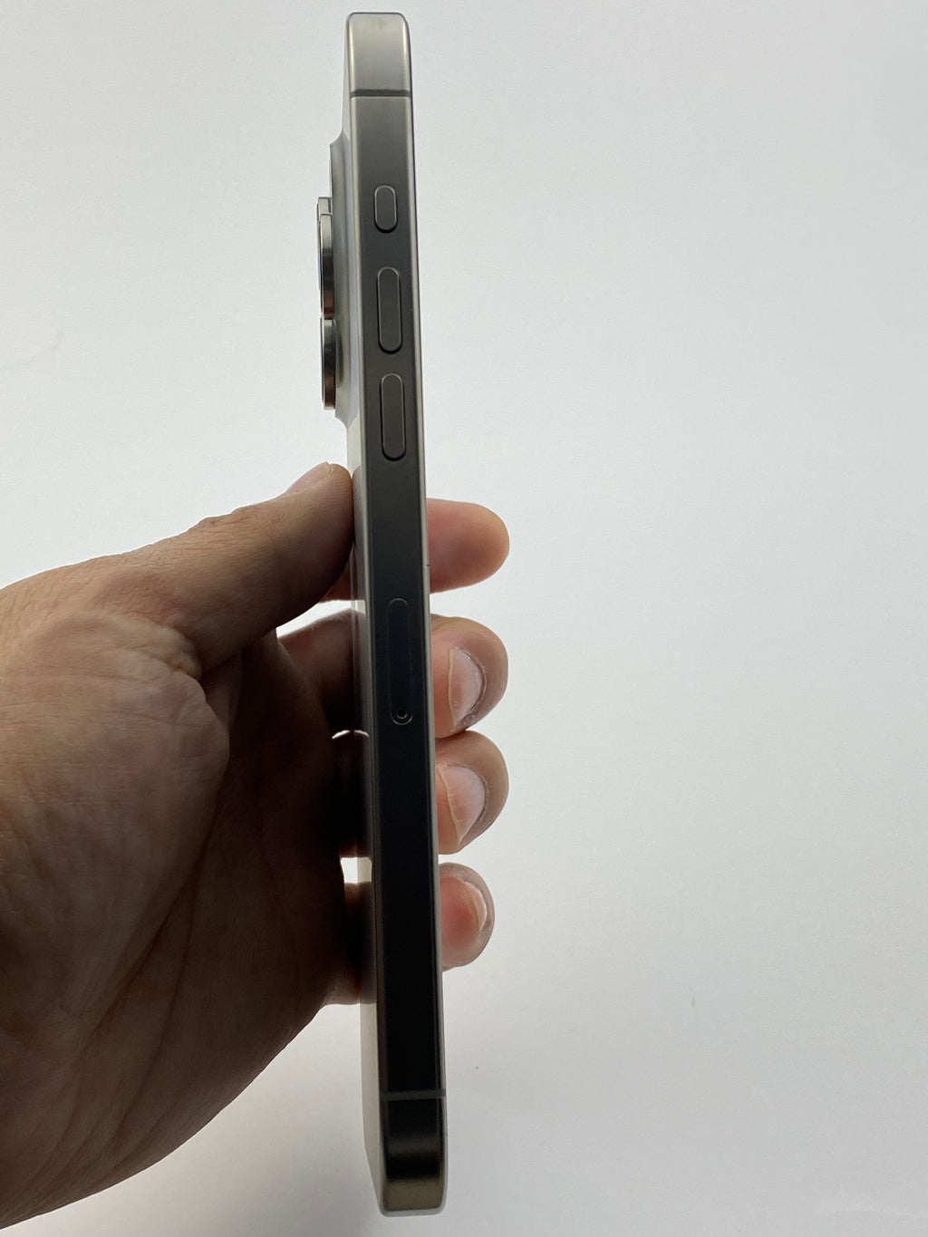 iPhone 15 Pro Max 256GB – Natural Titanium (Mint 10/10 / 100% Battery)