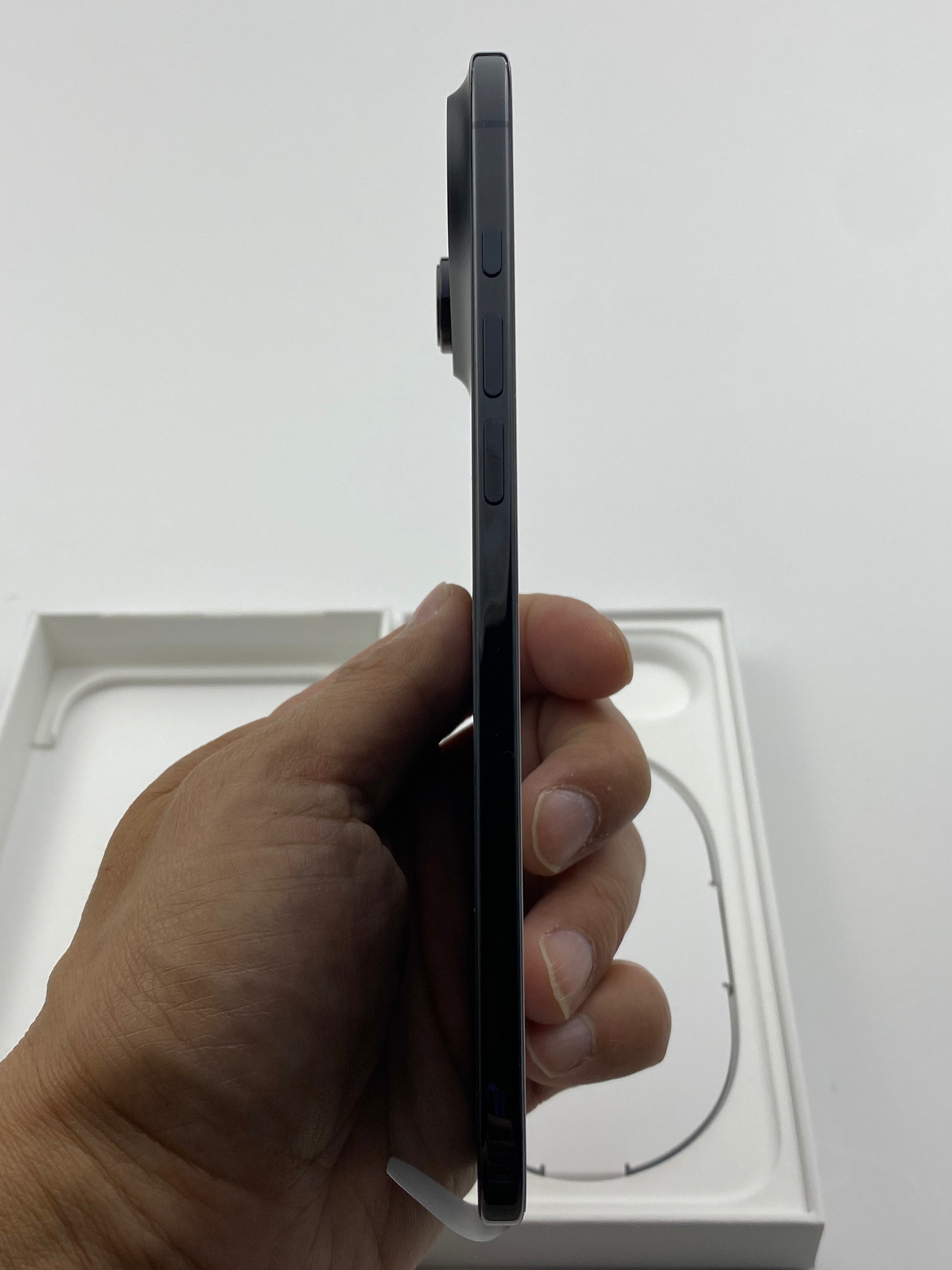 iPhone Air 256GB – Space Black (Brand New / Never Activated)